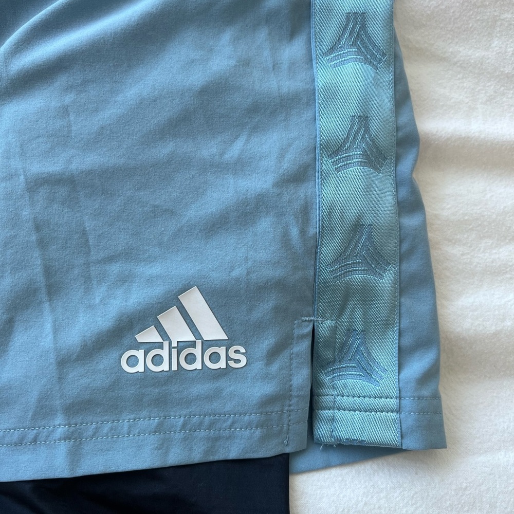ADIDAS Men’s S soccer / basketball shorts - Picture 4 of 6